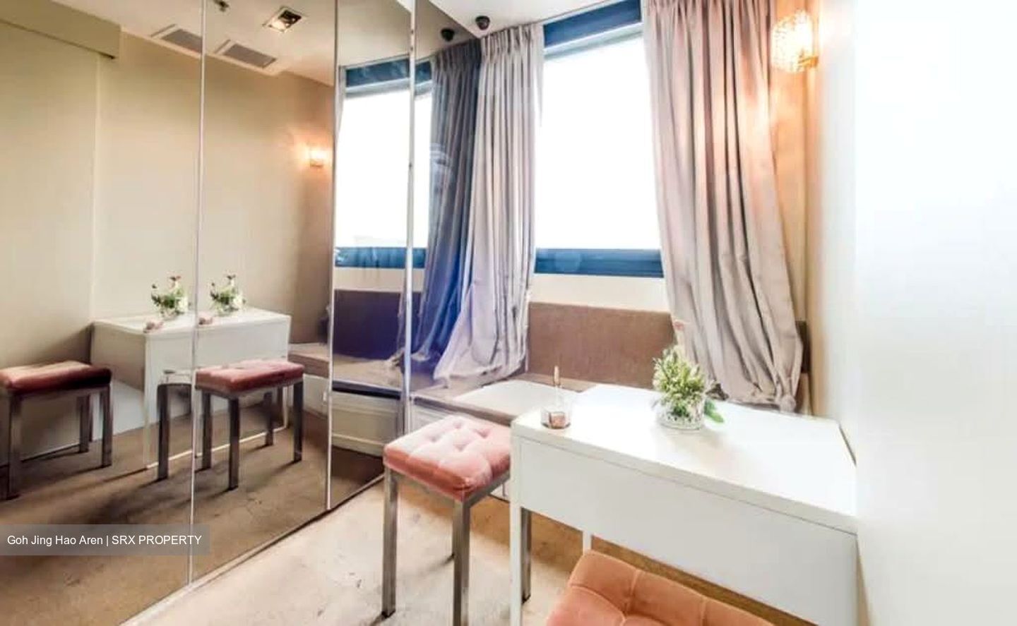 Ngee Ann City (D9), Office #539415281